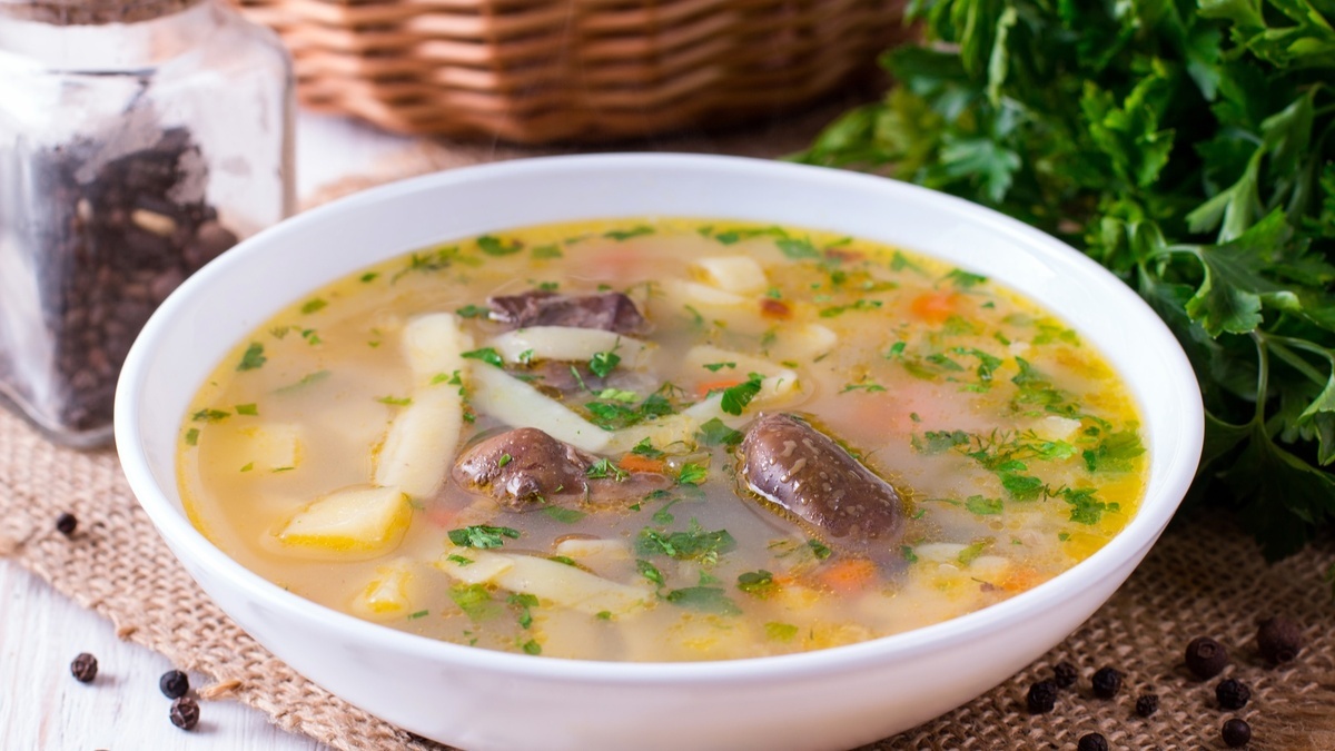 Суп с печенью готовила 30 минут, а съели его за 5: даже "малоежки" сказали, что хотят еще 