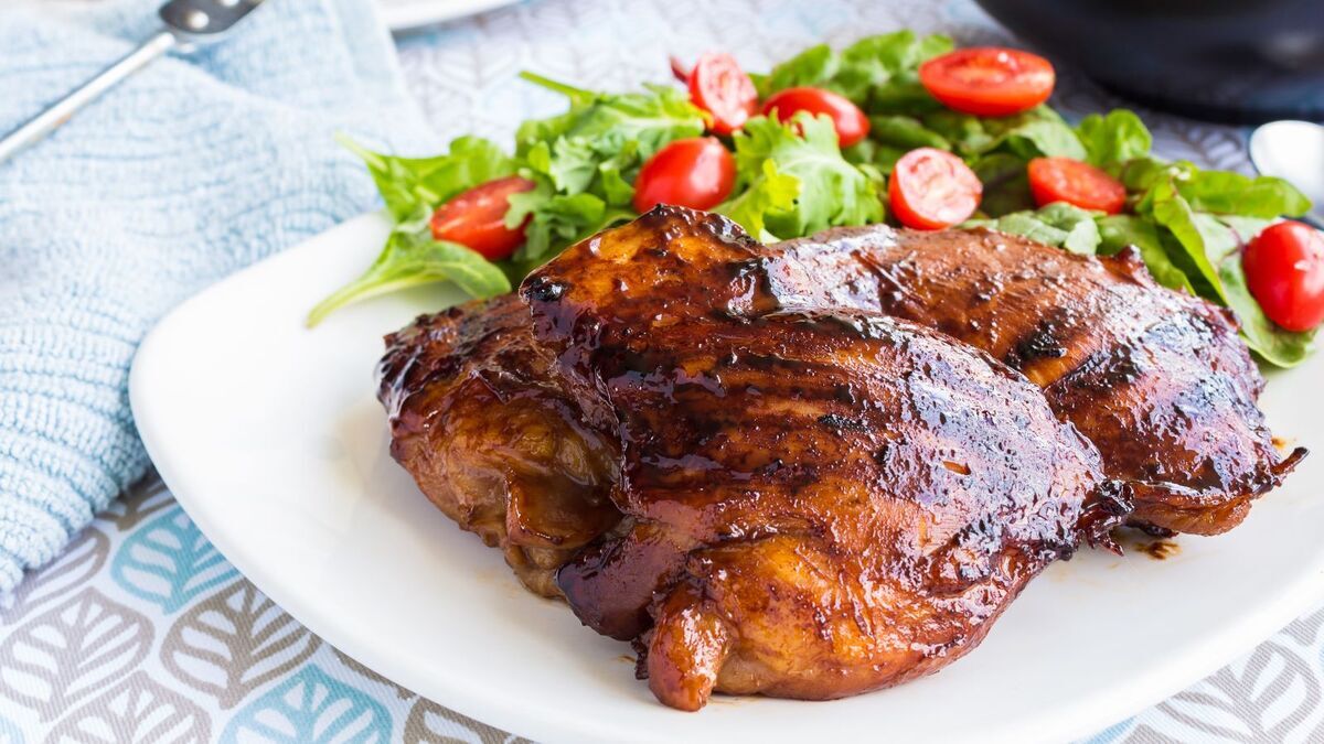 Справилась даже я — взяла 6 куриных бедер и сделала потрясающий ужин за полчаса!