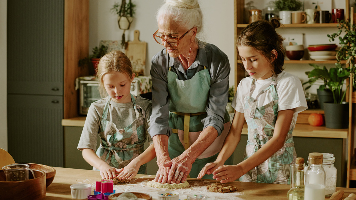 Мамина кухня: как рецепты из детства возвращают эмоциональное здоровье