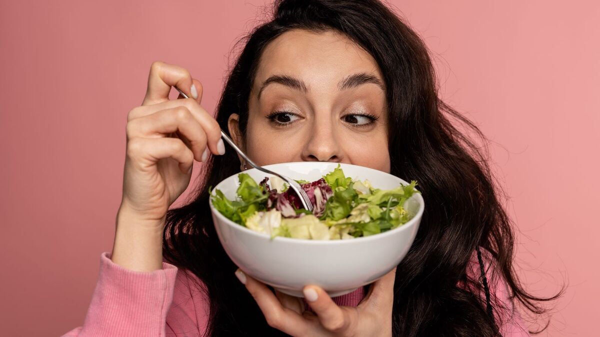 Весенний авитаминоз в современном мире: диетолог объяснила, как избежать сезонных заболеваний и почему БАДы не друзья