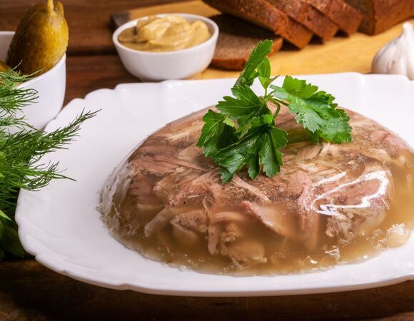 "Сам себя желирует": читатели "Едим Дома" поделились советами по приготовлению холодца