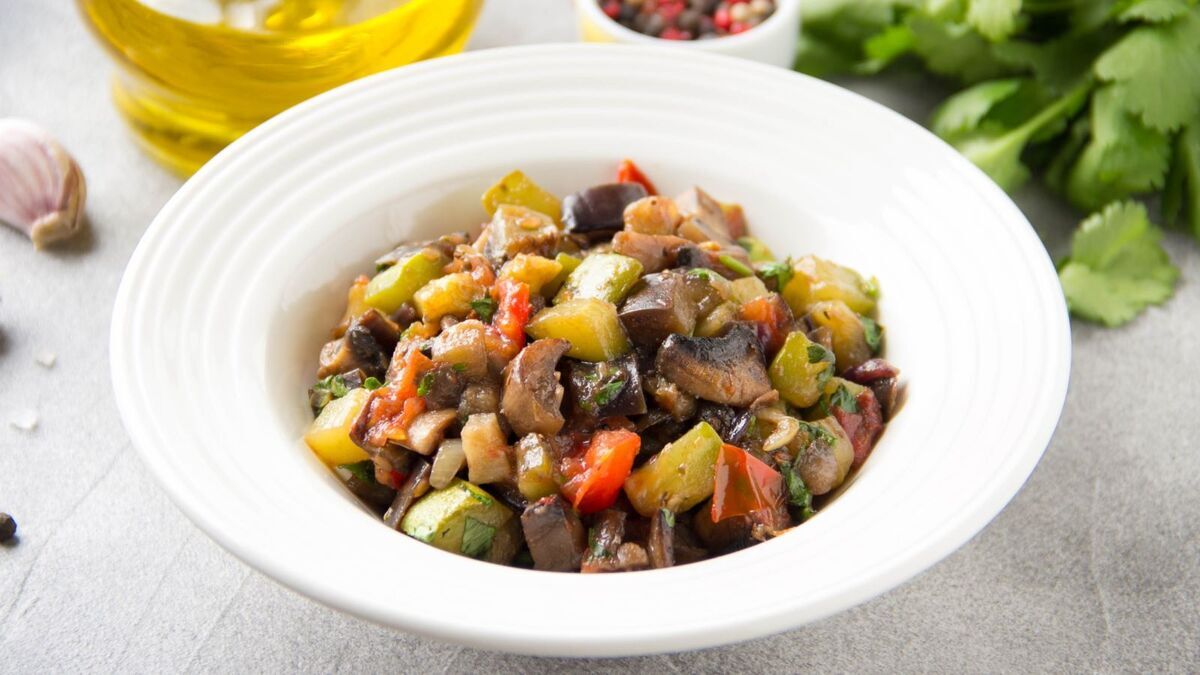 Сделала рагу из баклажанов, как у Джейми Оливера: мою дивную капонату съели за минуту!