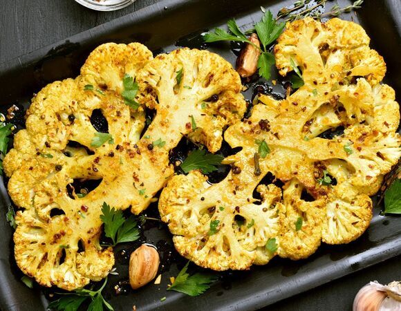 Считала цветную капусту издевательством, пока не попробовала приготовить так: дети облизали тарелки, а муж побежал за цветами 