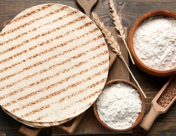 Взяла кефир и муку и сделал тонкий и мягкий лаваш своими руками: домашние слопали его даже без начинки