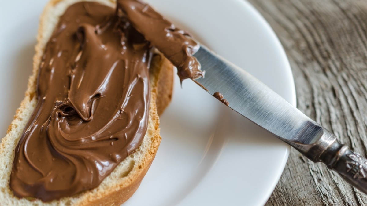 "Не сахарная бомба": гастроэнтеролог объяснила, стоит ли бояться шоколадных паст