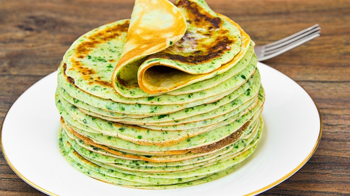 Узнали таганрогский рецепт овсяных блинчиков с рыбным припеком: подойдет, если надо "повыпендриваться" на Масленицу 