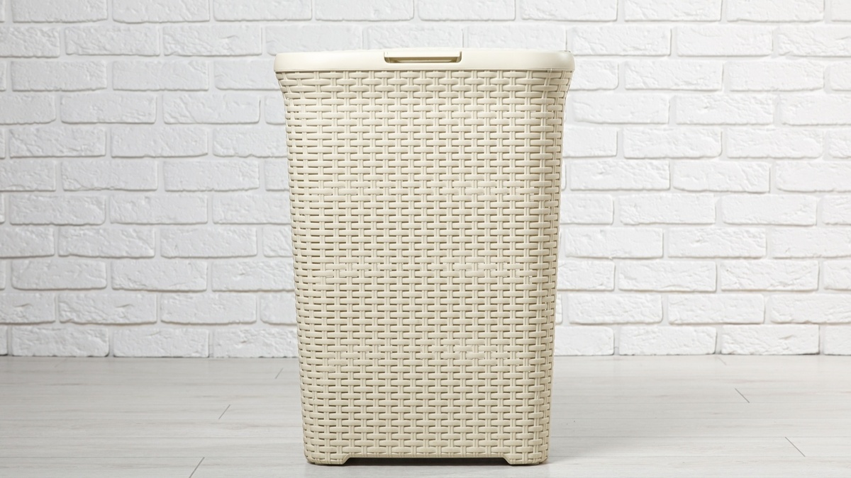 Вот чем хозяйки заменяют некрасивое мусорное ведро — кухня сразу выглядит дороже