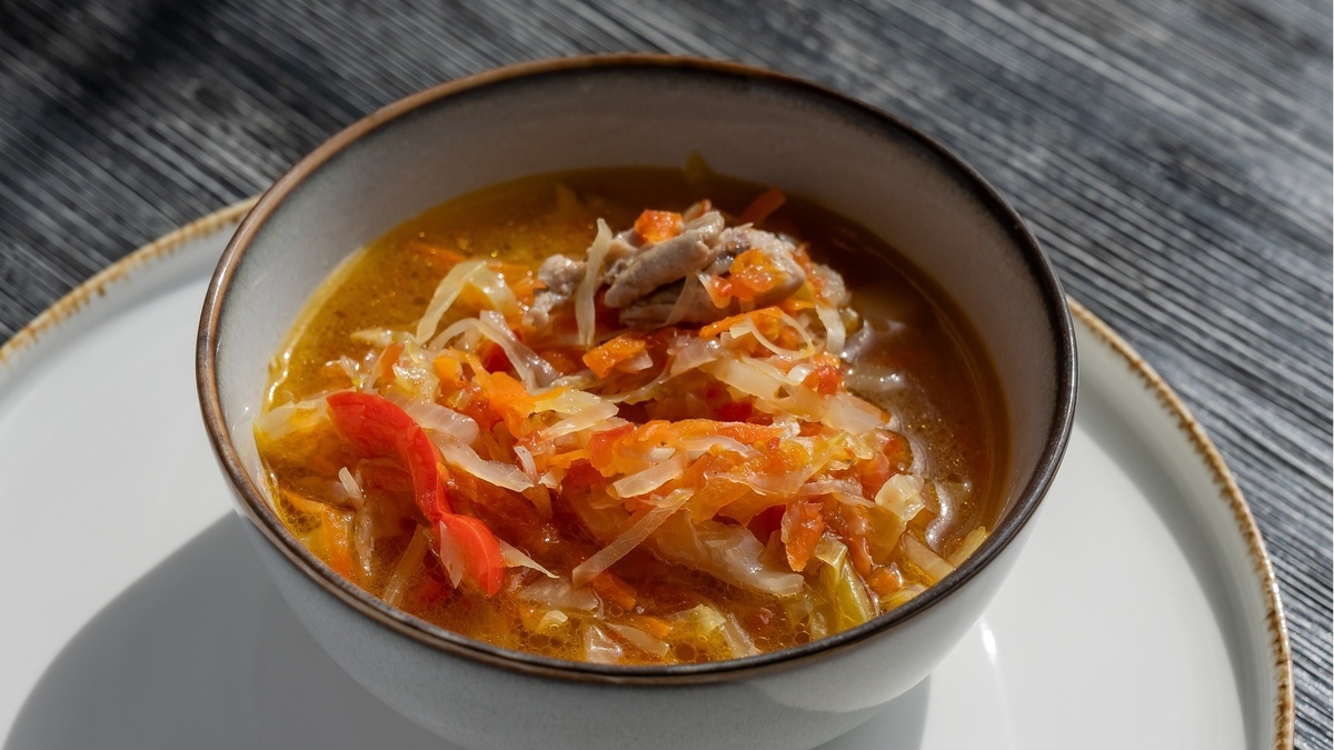 Кардиолог объяснил, почему щи полезны для гипертоников