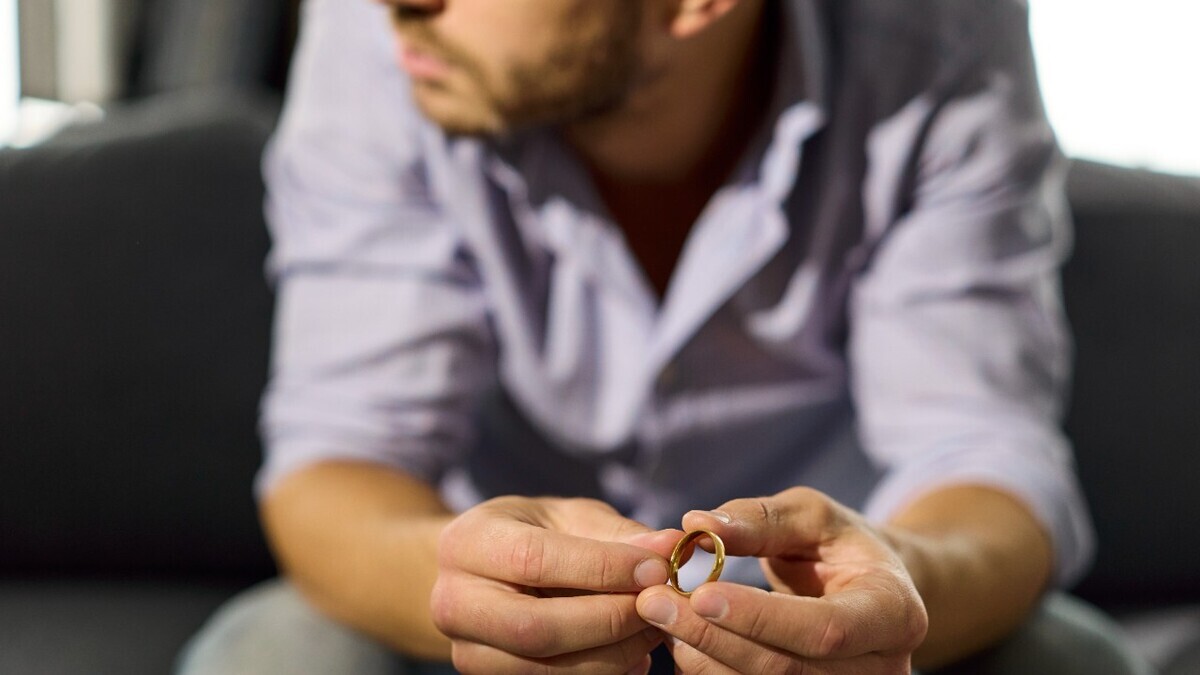 Какая одна фраза медленно разрушает брак: чего нельзя говорить мужу