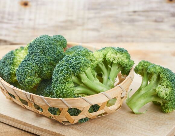 Как правильно выбрать свежую брокколи: повар назвал 3 ключевых момента, на которые надо обратить внимание