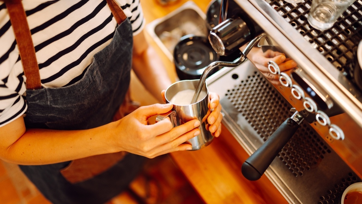 Если в кофейне пахнет ванилью, а не зернами — уходите: эксперты объяснили причину 