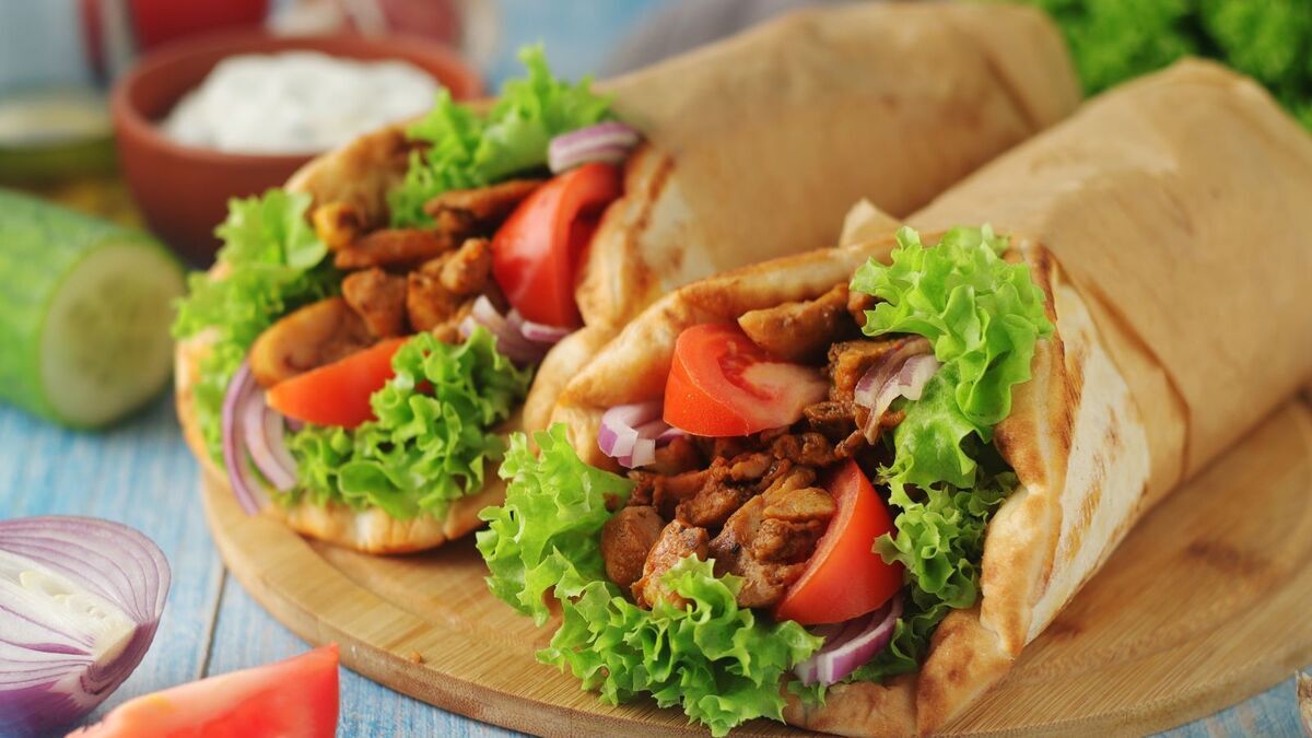 Любимый перекус миллионов людей: 13 февраля отмечаем Международный день шаурмы 