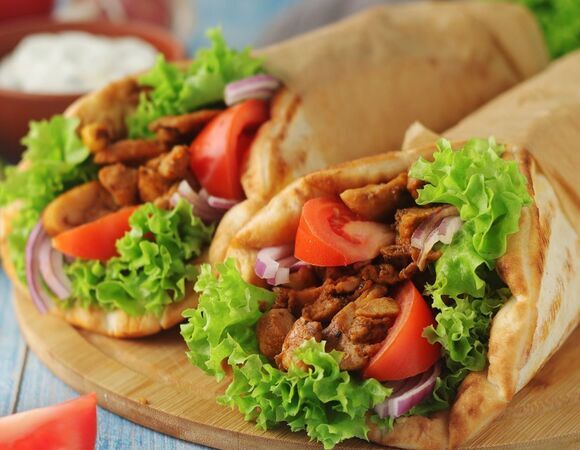 Любимый перекус миллионов людей: 13 февраля отмечаем Международный день шаурмы 