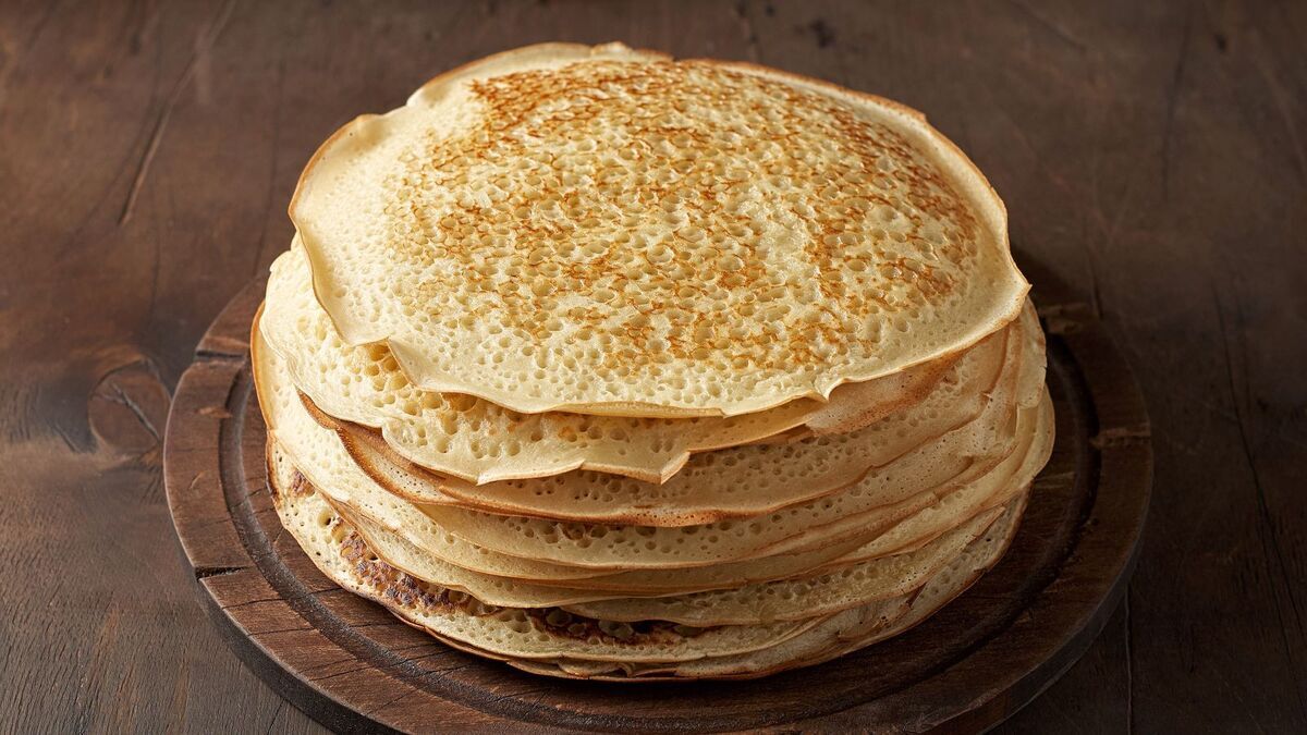 Блинчики без ущерба для здоровья: 4 совета от гастроэнтеролога, как сделать масленичное угощение более полезным