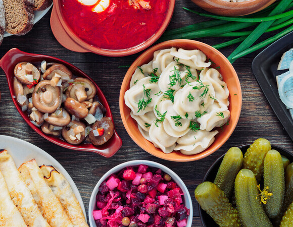 Рейтинг "Едим Дома": топ-6 блюд на Масленицу, кроме блинов — шеф-повар выбрал, что подать в праздничную неделю