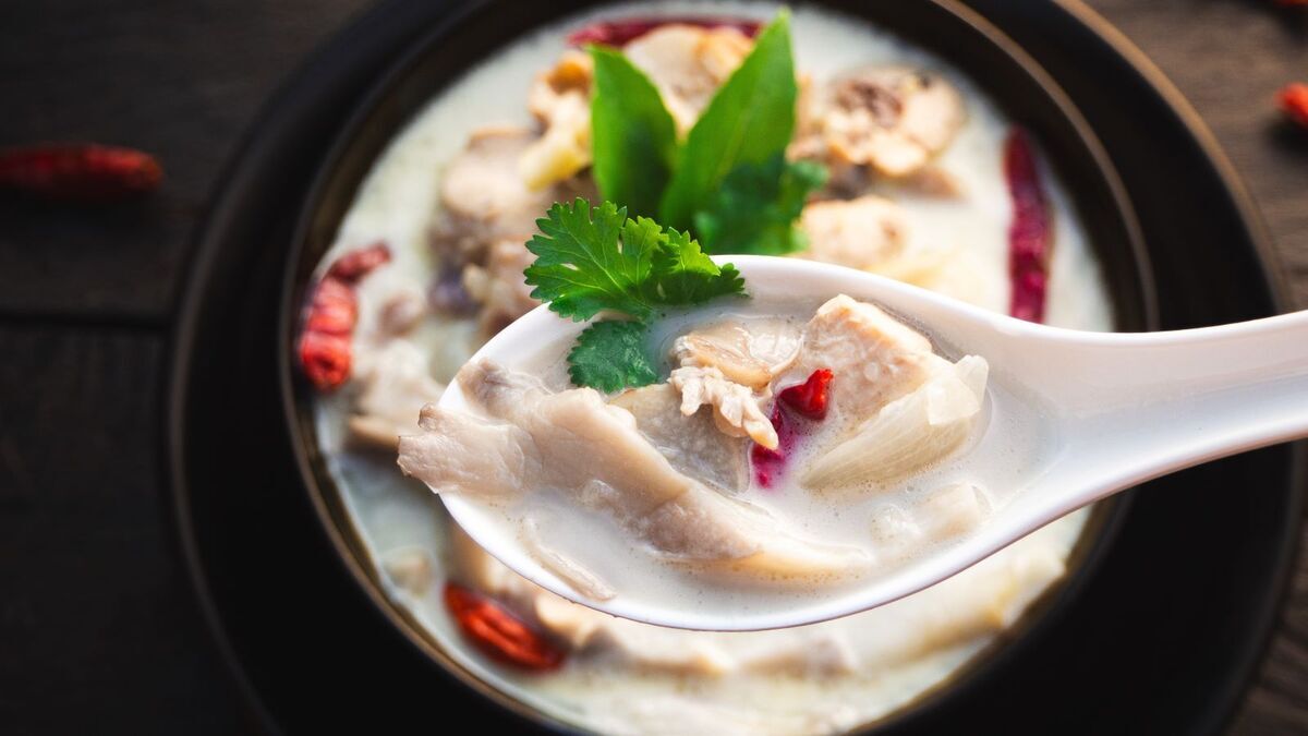 Решила удивить домашних и приготовила тайский суп "Том Кха": и не надо идти в ресторан Решила удивить домашних и приготовила тайский суп "Том Кха": и не надо идти в ресторан