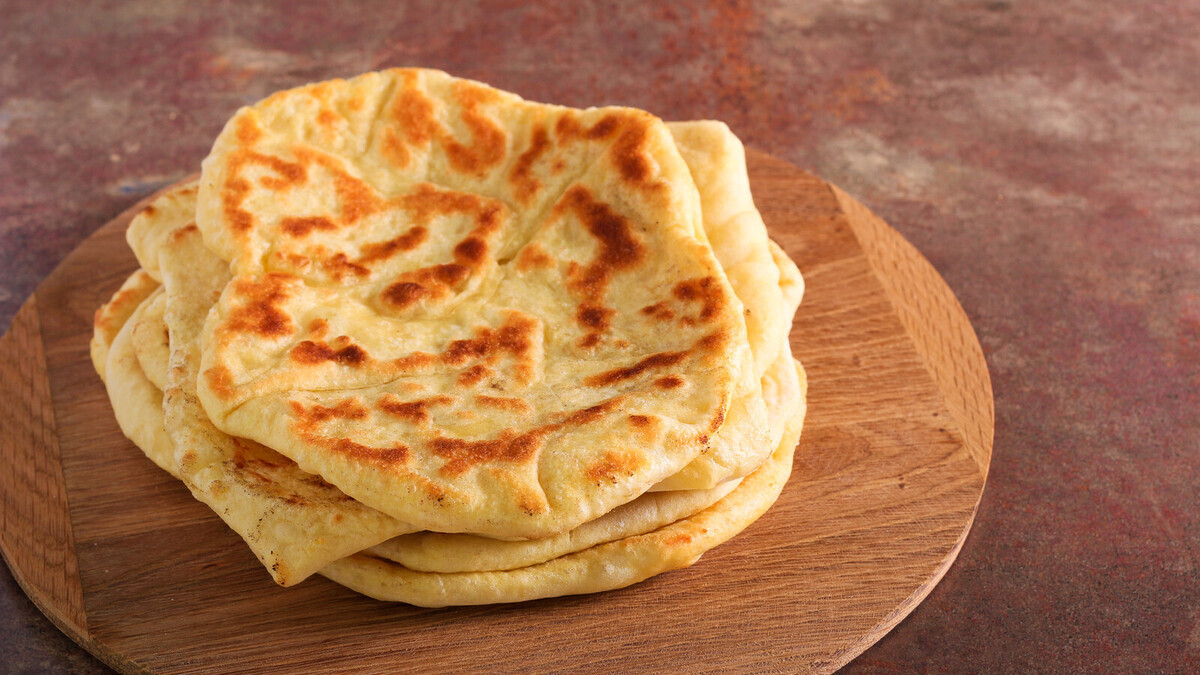 500 мл кефира — и целая гора лепешек: жарю вместо хлеба к обеду 500 мл кефира — и целая гора лепешек: жарю вместо хлеба к обеду