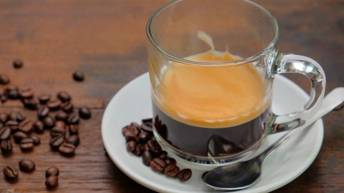 Считать чашками — неправильно: химик объяснил, что нужны учитывать при расчете суточной нормы кофе Считать чашками — неправильно: химик объяснил, что нужны учитывать при расчете суточной нормы кофе