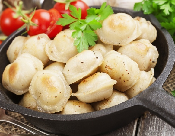 Пельмени больше не придется варить в кастрюле: шеф-повар Кудряшов подсказал способ попроще 