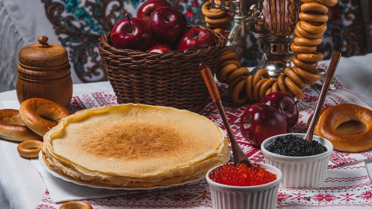 Голландские блины вместо банальных: чем удивить семью в Масленицу