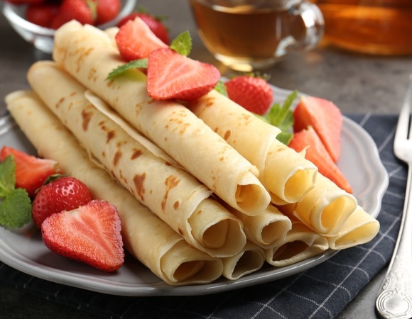 Самые нежные налистники теперь вместо блинов: получаются прозрачными, хотя готовлю так же