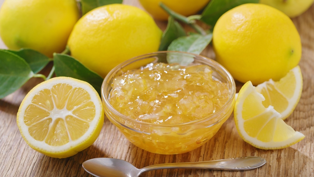 Зимой варю лимоны прямо с кожурой: янтарное варенье к подходит к блинам, как "родное"