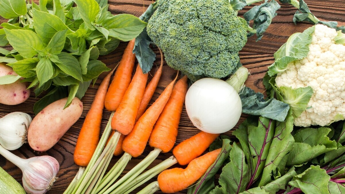 Не диета, а поддержка: 20 продуктов, которые реально помогают печени и кишечнику очищаться без голодовок