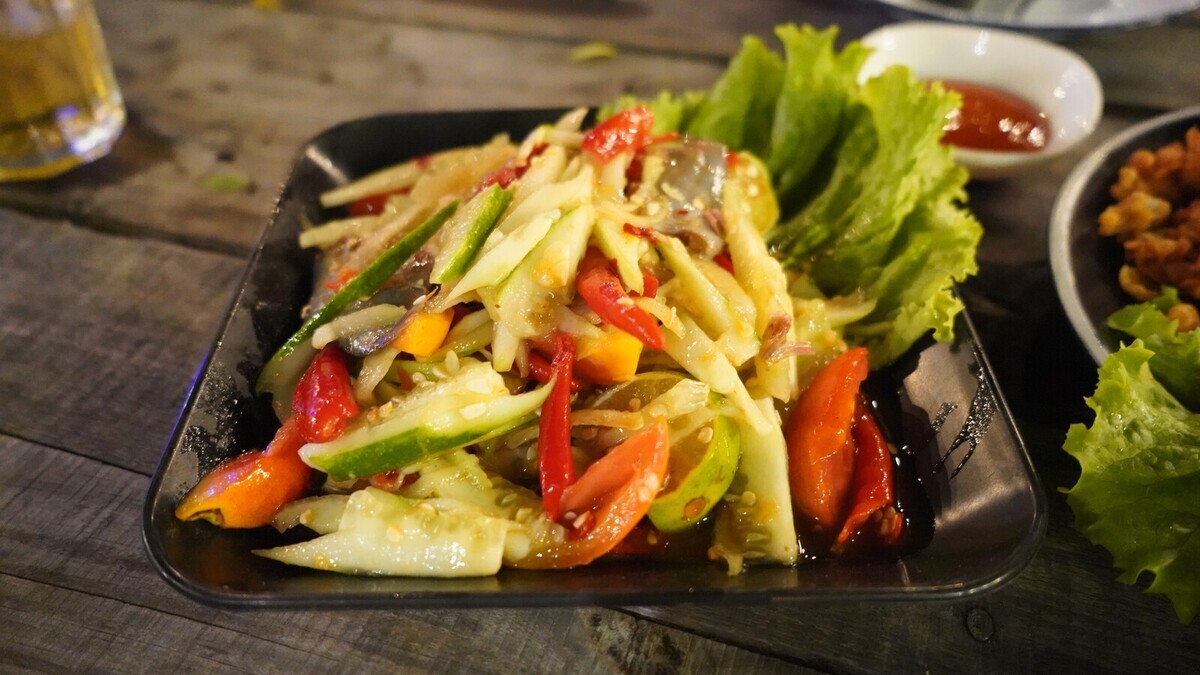 Жарю огурцы 5 минут — ровно за то же время они исчезают со сковороды: азиатская закуска теперь в фаворитах 