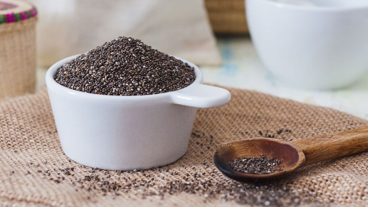 Совместимы не со всеми лекарствами: гастроэнтеролог назвала неочевидную опасность семян чиа