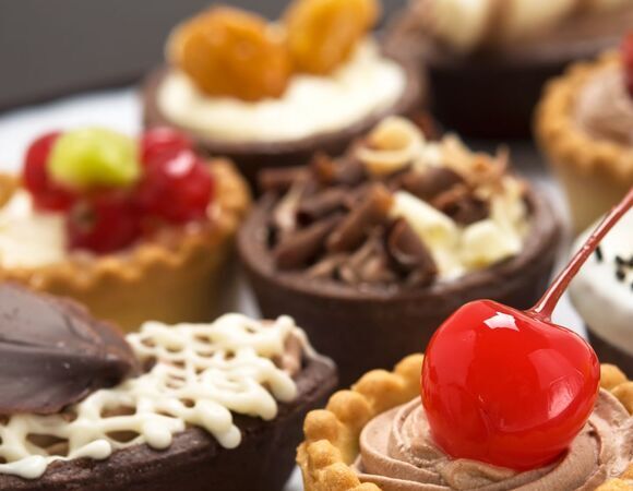 Даже не включаю духовку! Делаю нежные мини-тортики на сковороде, когда хочется вкусненького к чаю