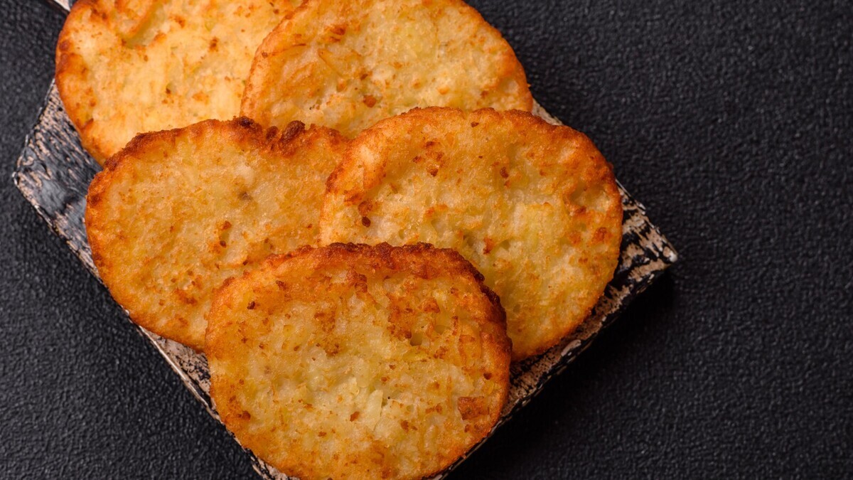 Готовлю лепешки с картошкой и сыром вместо пирожков и драников: сытно, быстро и без духовки вообще