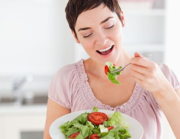 Эти 5 типов продуктов снизят риски: что добавить в рацион, чтобы лучше противостоять онкологии