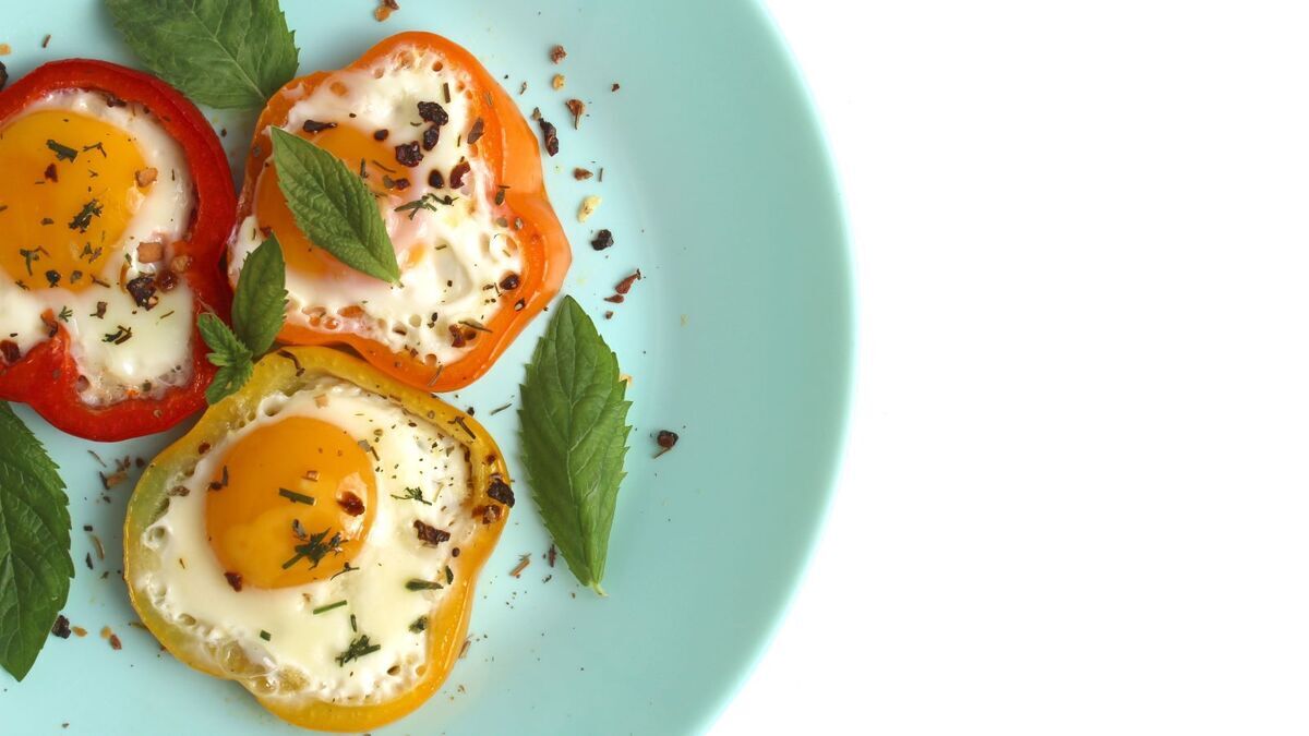 Добавила всего один ингредиент в яичницу по совету шеф-повара Шолохова: больше не банальность