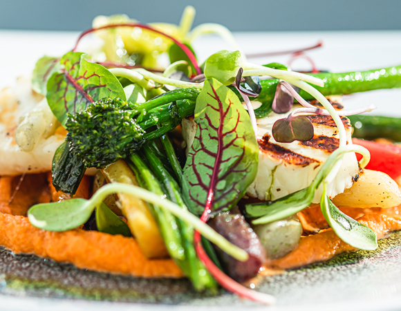 От щаницы и гречотто до бананового супа — самые интересные постные меню в ресторанах Москвы