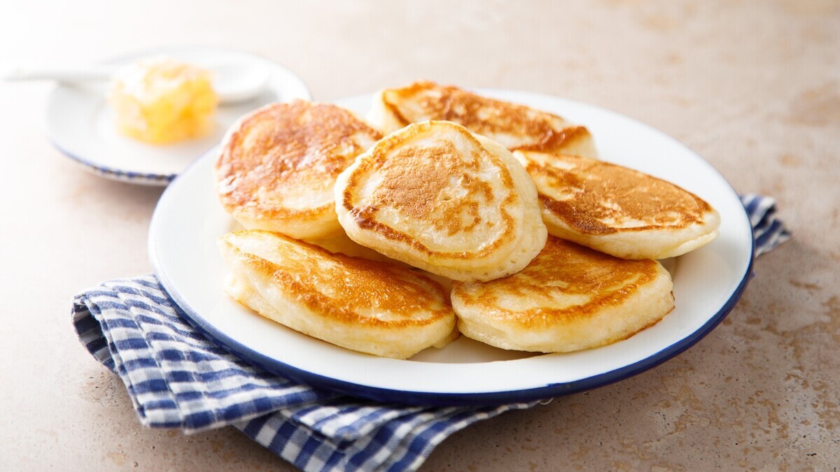 Ставлю тесто на ночь — утром жарю пышные постные оладьи: на все не больше 10 минут Ставлю тесто на ночь — утром жарю пышные постные оладьи: на все не больше 10 минут