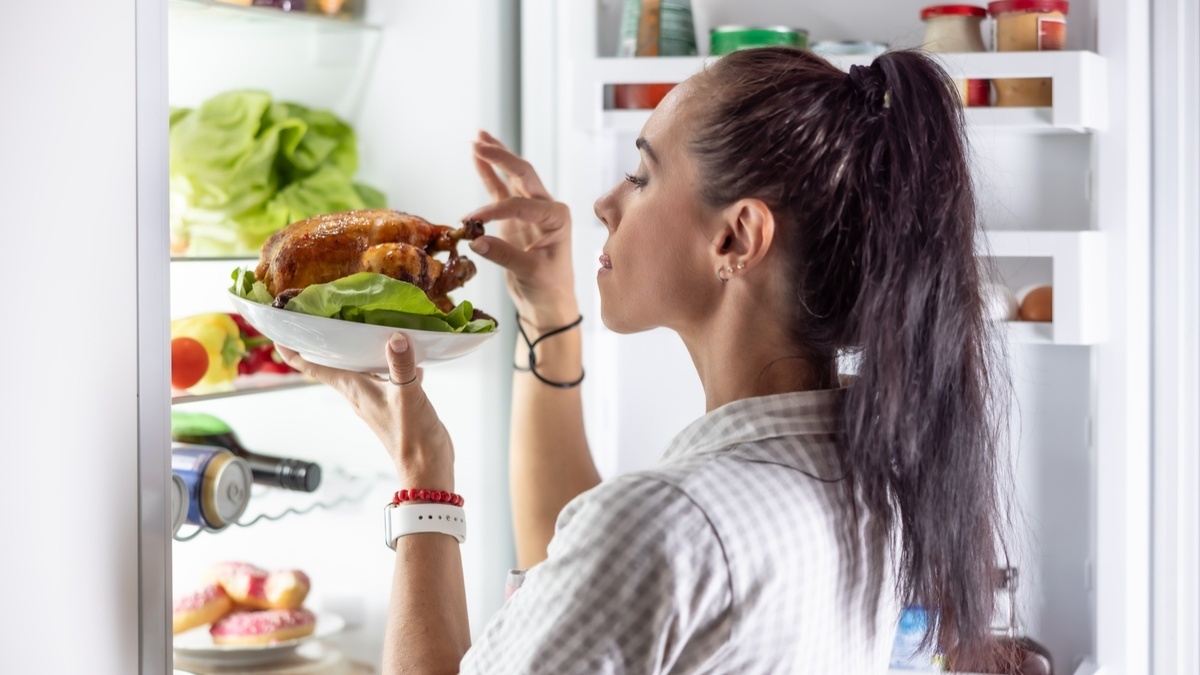 Снова на солененькое? Гинеколог объяснила, о чем говорит тяга к определенным продуктам у небеременных