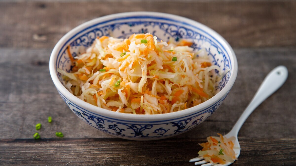 Квашу капусту в медовом рассоле — хруст стоит на весь дом. Получается на "отлично" даже в неудачный день 