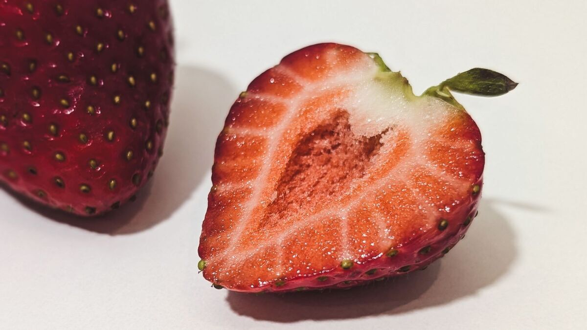 Воспоминания о лете под занавес зимы: отмечаем День клубники 27 февраля