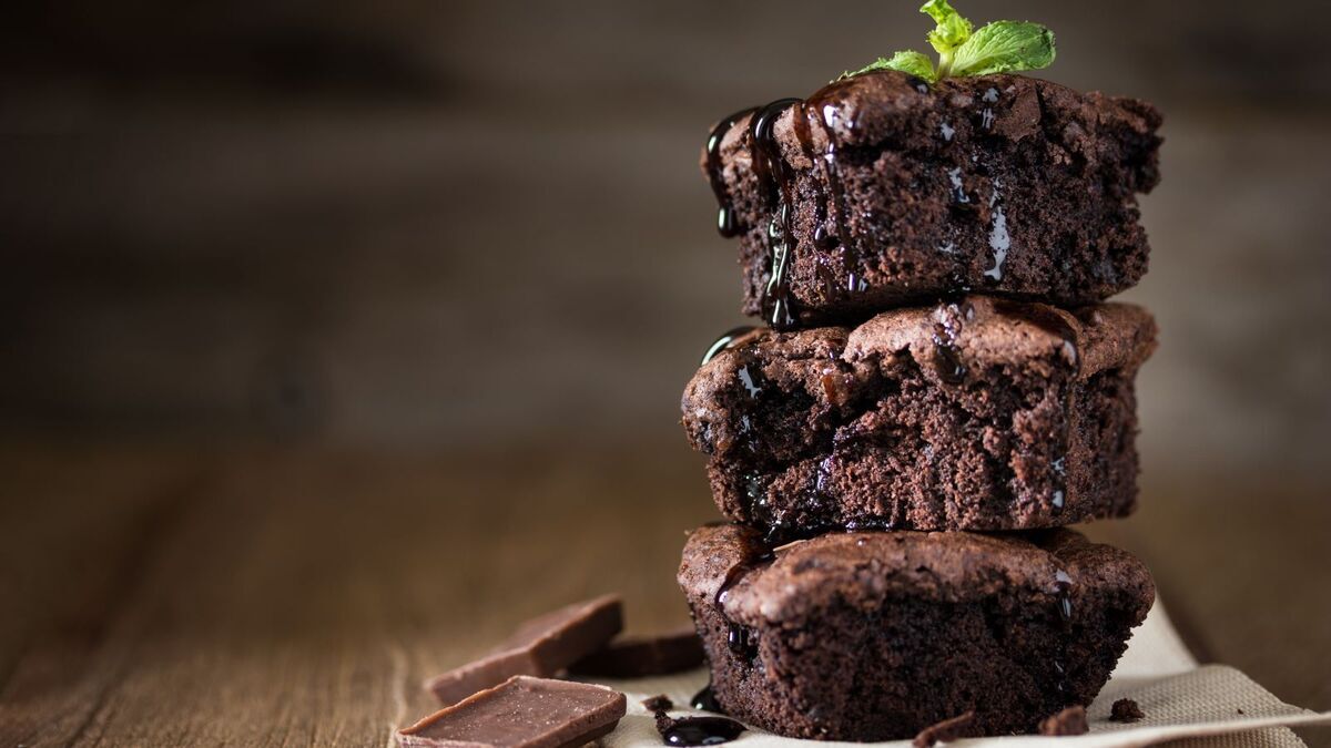 Что я делаю, когда хочу и брауни, и тонкую талию? Вооружаюсь ПП-рецептом овсяного десерта с шоколадом и без муки