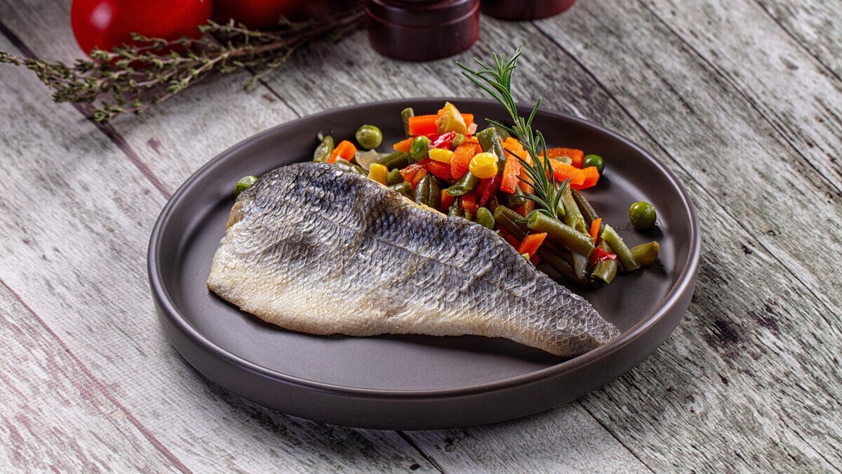 Не вся одинаково "легкая": диетолог Русакова назвала лучшие виды рыбы для худеющих