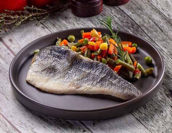 Не вся одинаково "легкая": диетолог Русакова назвала лучшие виды рыбы для худеющих