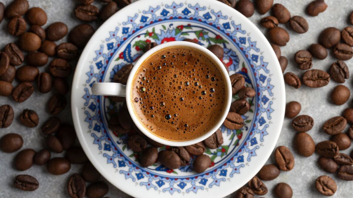 Головная боль, тревожность и проблемы с кишечником: чем чреват резкий отказ от кофе, рассказал диетолог Сергей Обложко