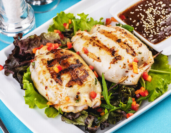 Избегала морепродуктов, пока не попробовала эти кальмары: и маринад, и начинка на высоте 