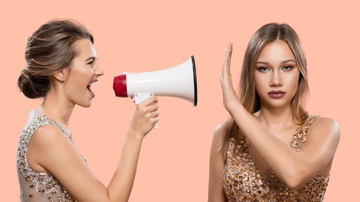 Платье не красит: как сказать подруге правду и не испортить отношения