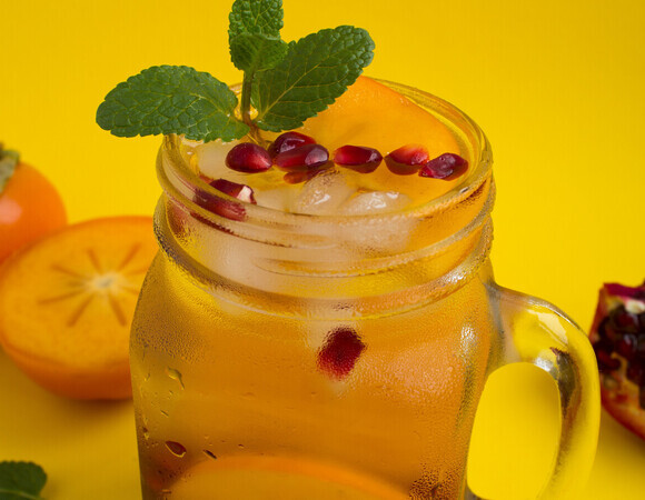 Хурму — в компот: сварила и удивилась, какой красивый и вкусный. А еще богат йодом!