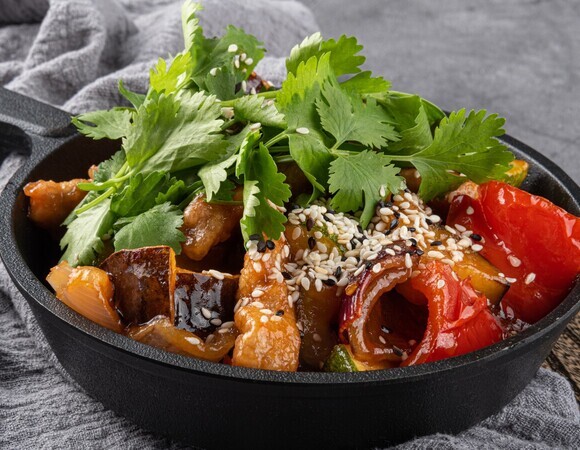 Заправка к салату "Лаззат" с баклажанами: подобрала на свой вкус, а получилось, как в ресторане