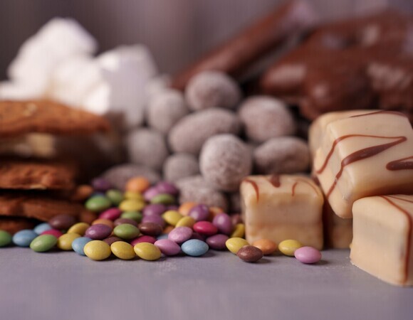 Десерты без сахара — обманка? Пищевой технолог Рубан объяснила, как выбирать сладости худеющим