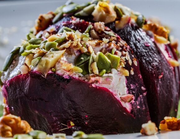 Свекла — это не только винегрет: беру этот недорогой овощ и создаю красоту на столе — по совету шеф-повара Улыбиной-Бай