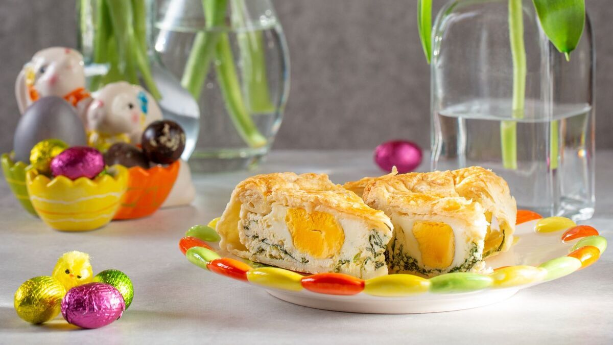 Решила разнообразить Пасху необычными блюдами: тренируюсь делать итальянский традиционный пирог паскуалина
