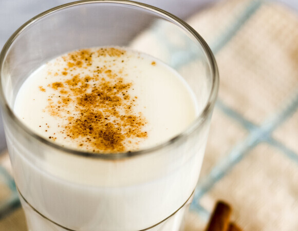 "Живая вода" из СССР: заменила вечерний кефир напитком академика Углова, который называли эликсиром долголетия